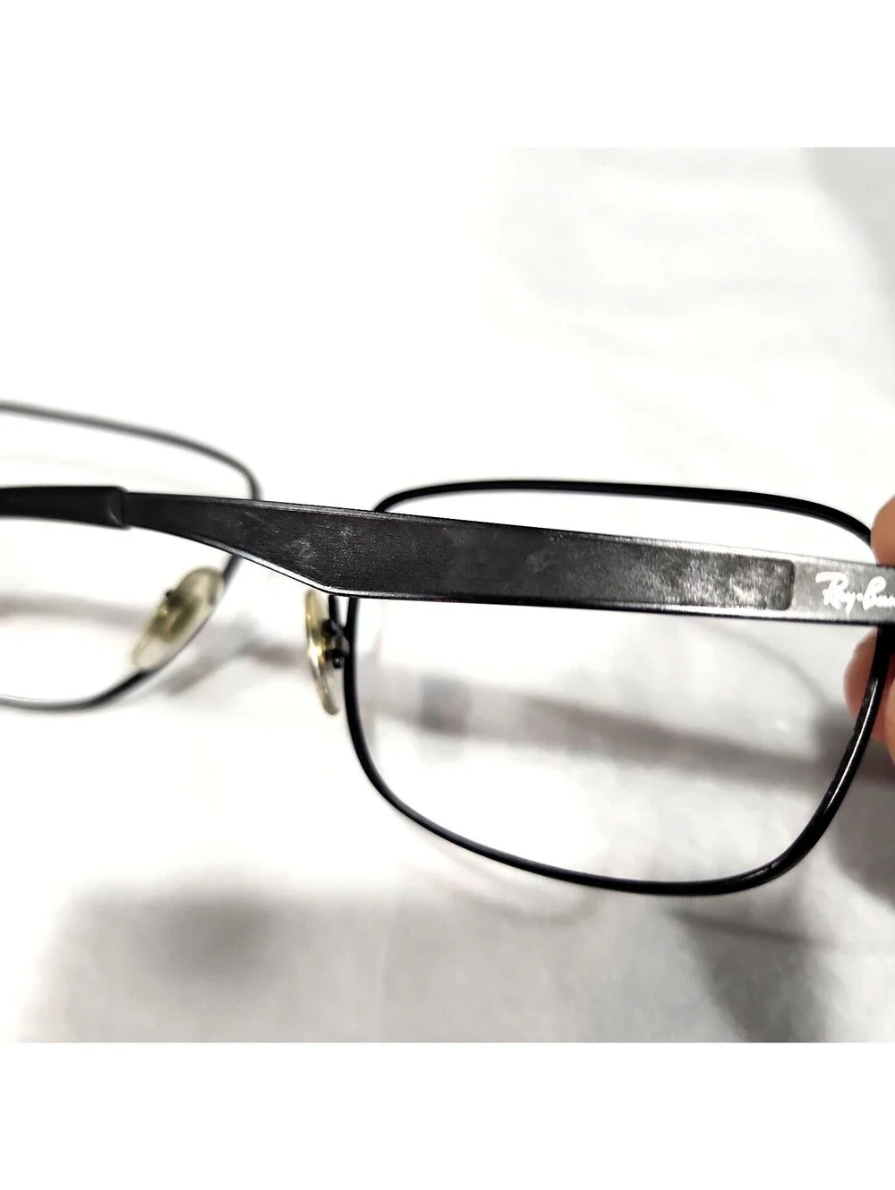 Ray-Ban very good